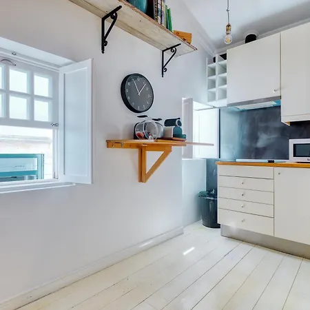 New! Lovely Family Apartament